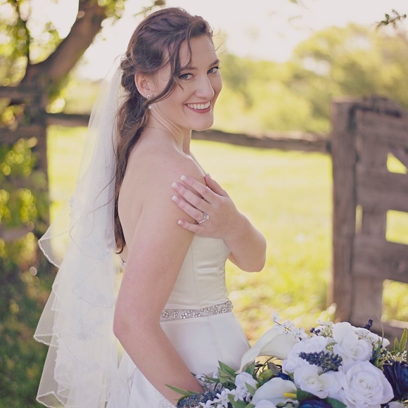 Meet your Posher, Maria - Picture 2 of 3